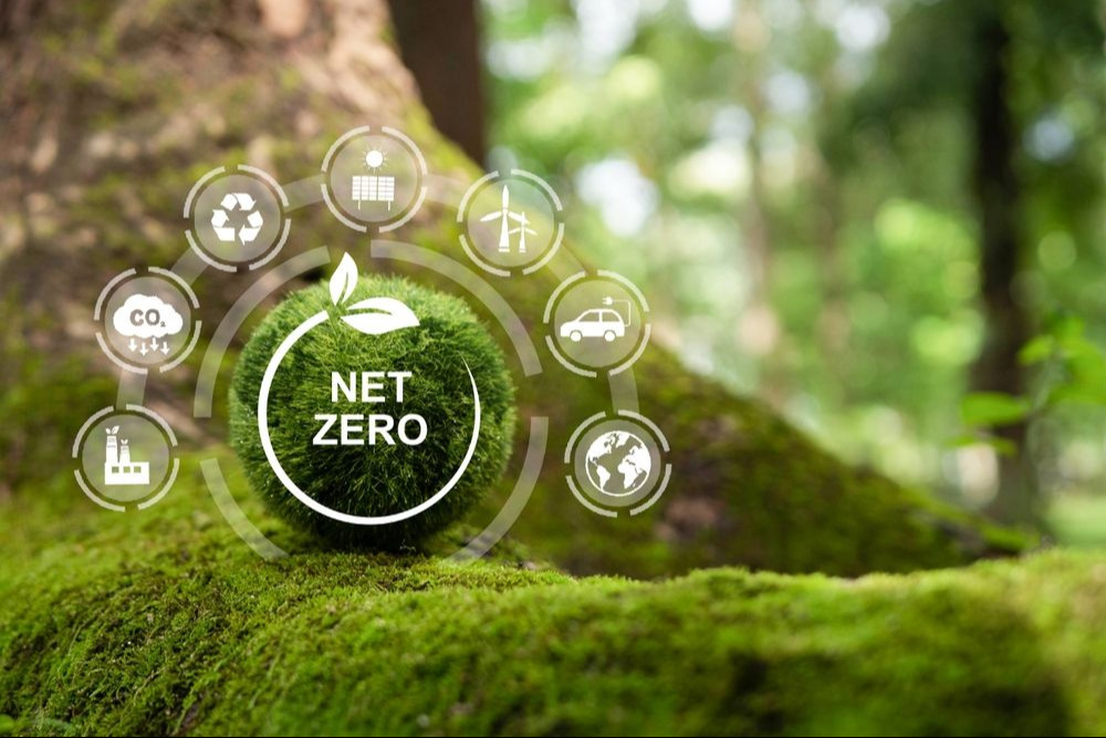 Concept de zéro net et de neutralité carbone. Objectif de zéro émission nette de gaz à effet de serre. Stratégie à long terme de neutralité climatique.